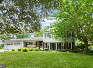 5324 Trailway Dr, Rockville, MD 20853