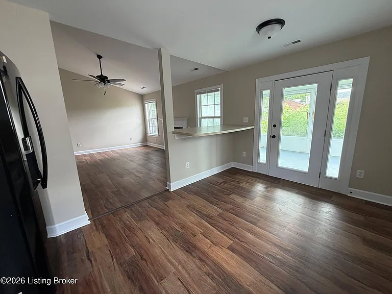 9607 Brooks Bend Rd — Photo 7