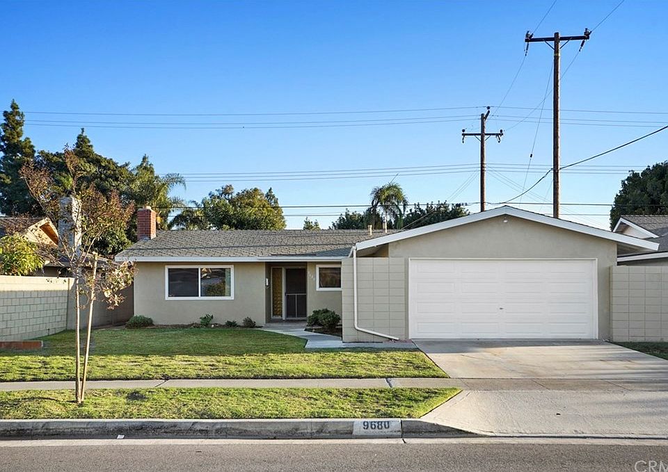 2nd image of 9680 Calendula Ave