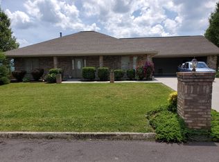 633 Hills Gate Cir, Seymour, TN 37865