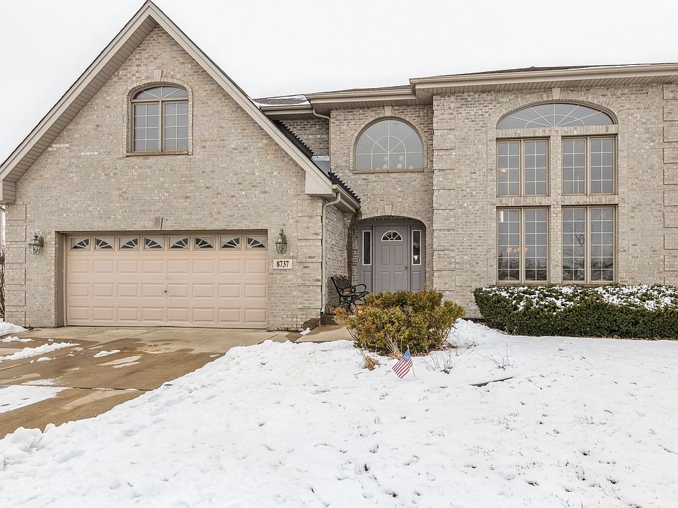 1st image of 8737 Brown Ln