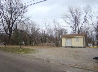 105 E 14th St, Columbia, TN 38401