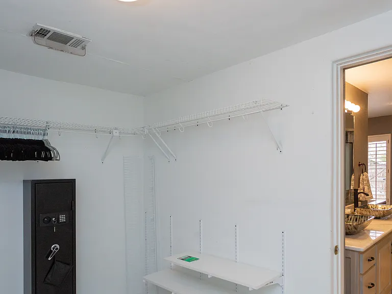 610 W Hermosa Dr — Photo 26