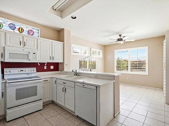 4th image of 37657 Medjool Ave