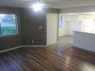 557 Vancouver Rd SE APT C, Rio Rancho, NM 87124