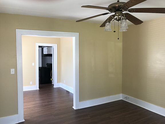 5th image of 111 W Meyers Ave