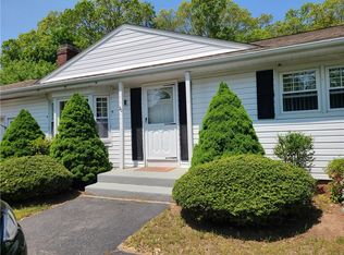 20 Spencer Rd, Smithfield, RI 02828