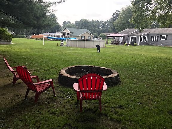 5th image of 256 Weitzel Dr