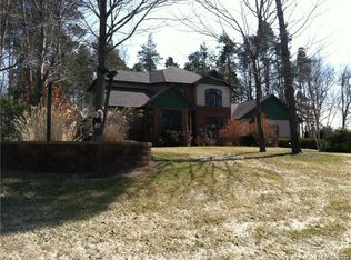 8113 Abalone Way, Pinckney, MI 48169