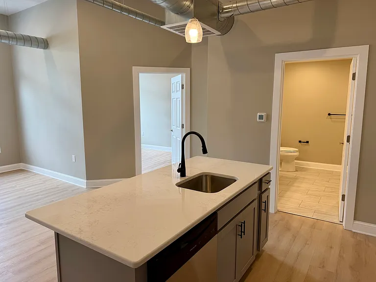347-355 Main St #7 — Photo 2