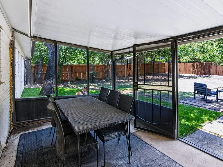 8005 Lazy Lane Rd — Photo 26