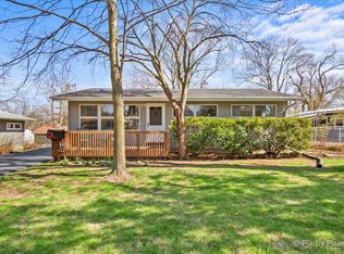 305 Knollwood Dr, Dekalb, IL 60115