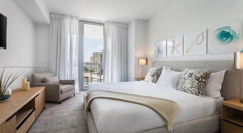 Beachwalk Condominium — Photo 1