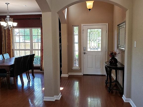 4th image of 322 Royal Troon Dr