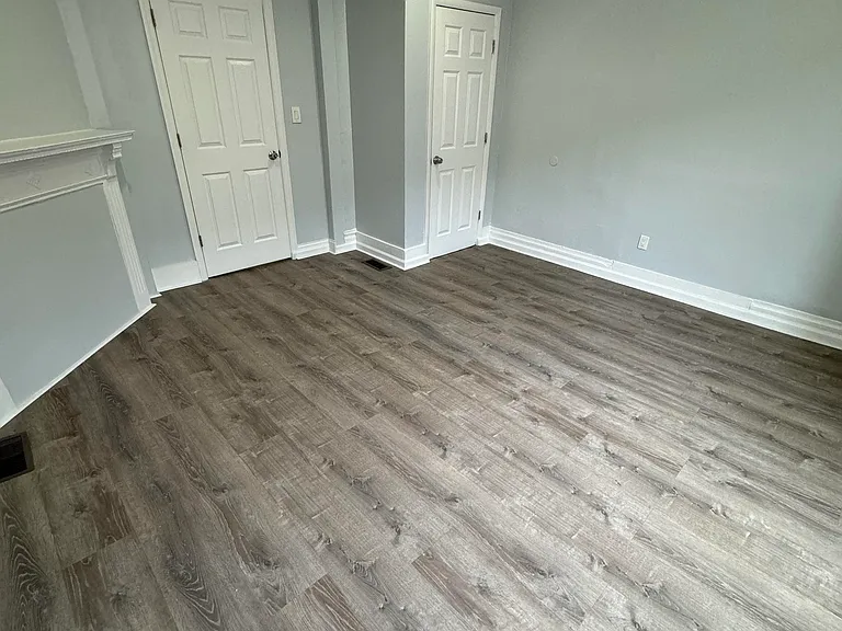 103 S 9th St #1 — Photo 9