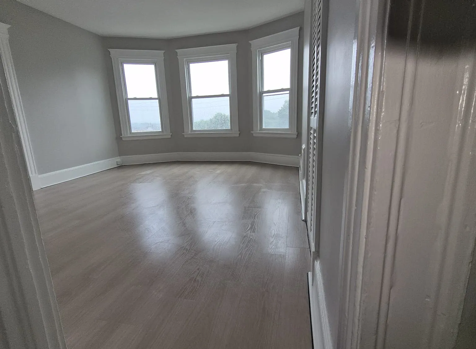 3 bed, 1320 sqft, $2,000 — Photo 4