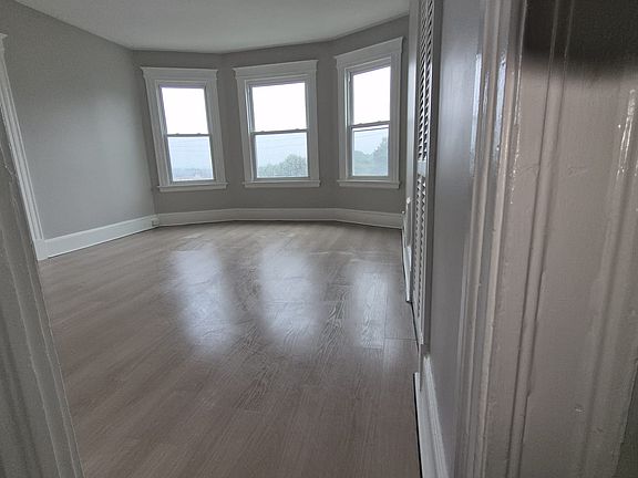 4th image of 383 S Main St #2