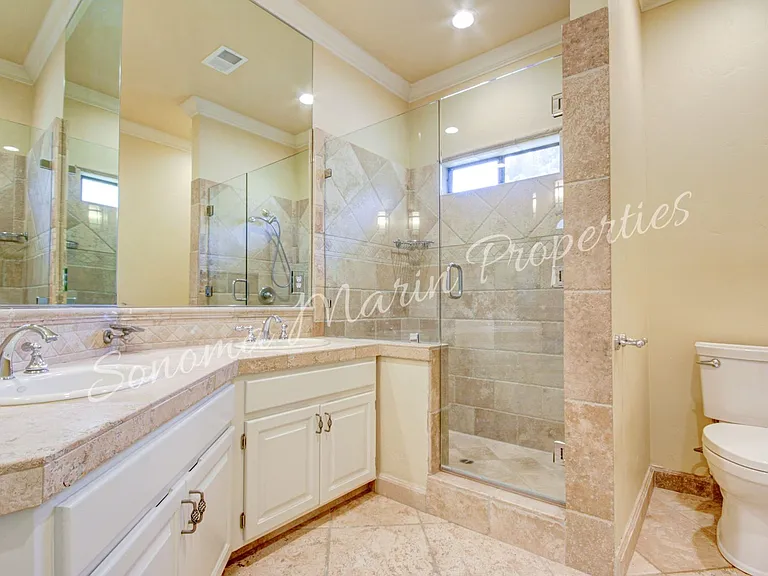4626 Bennett View Dr — Photo 33
