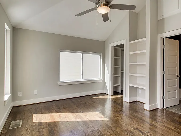 611A Waco Dr — Photo 16