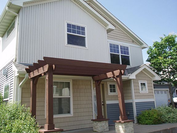 2nd image of 22303 Cameo Ct
