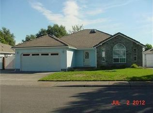 910 Amanda Way, Central Pt, OR