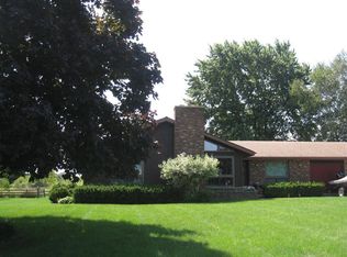 1207 Bluebird Pl, Sturgeon Bay, WI 54235