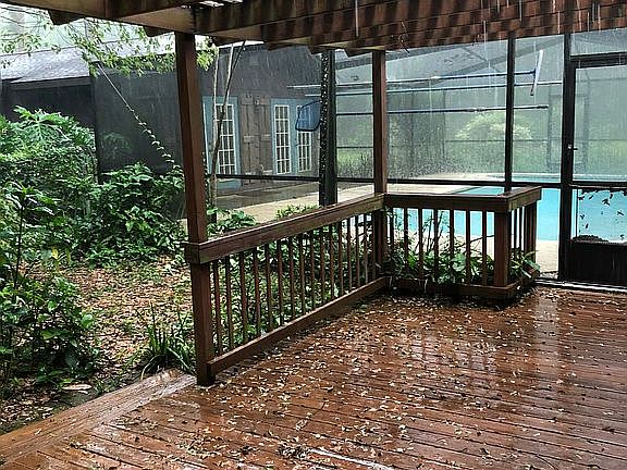 3rd image of 3704 Crestwood Dr