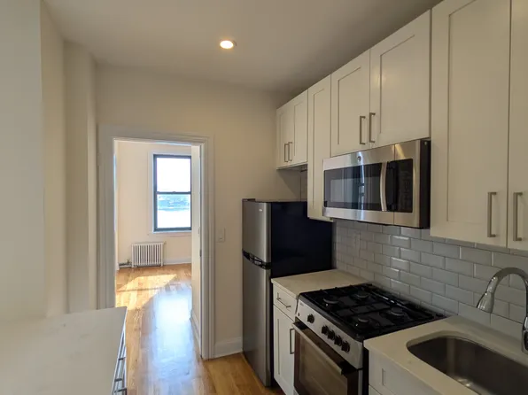 542 East 79th Street image 1 of 8