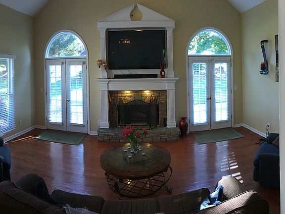 5th image of 2109 Highland Club Dr SE