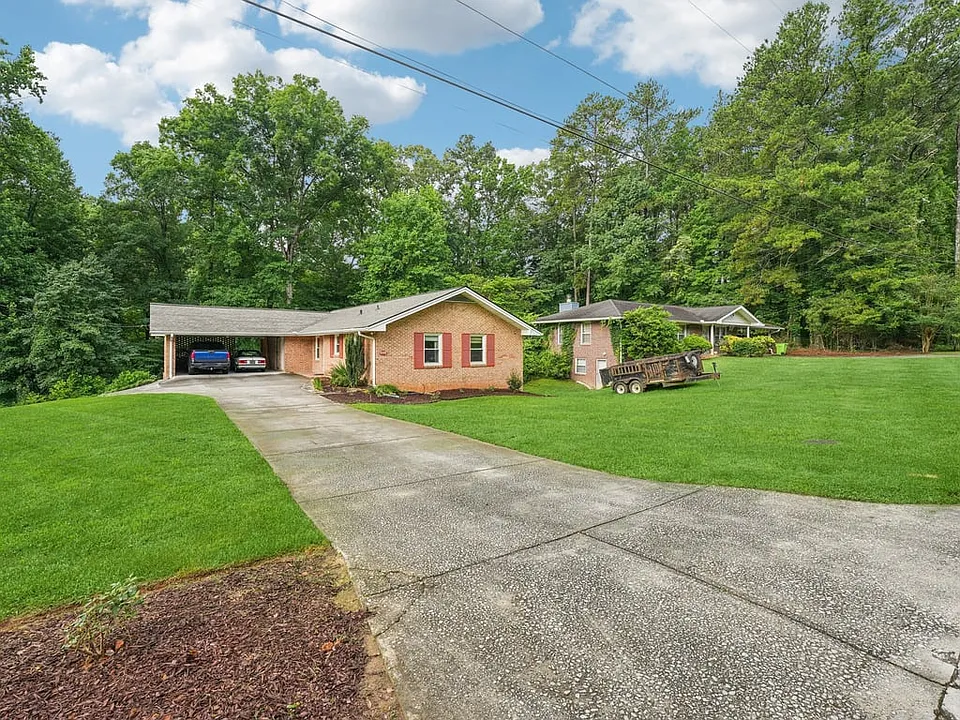 508 Cool Creek Trl SE
