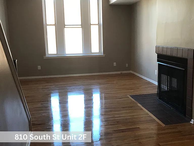 Queen Village Boutique — Photo 6