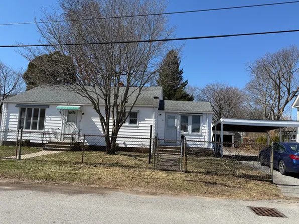 14 Ethel St, West Warwick, RI 02893