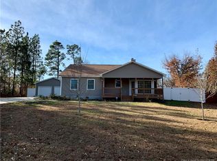 69 Montana Ln, Spring Lake, NC 28390