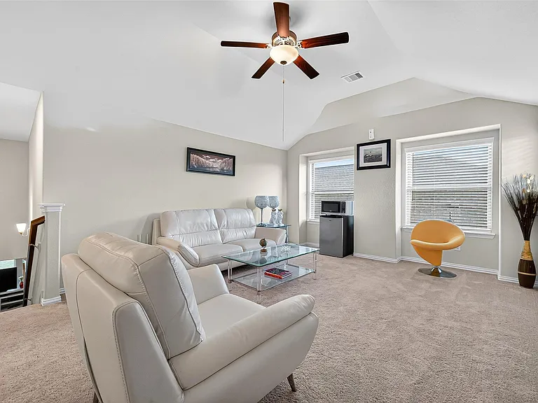 10519 Forfar Ln — Photo 24