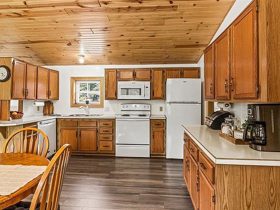 5th image of 1392 7th Street