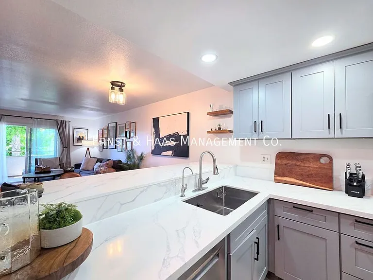 645 Chestnut Ave #215 — Photo 10