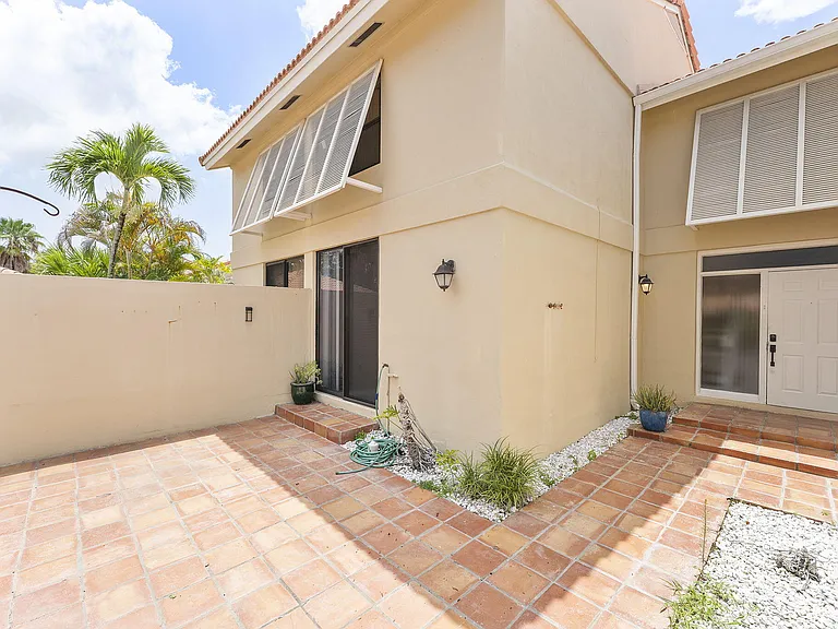 119 Old Meadow Way — Photo 3