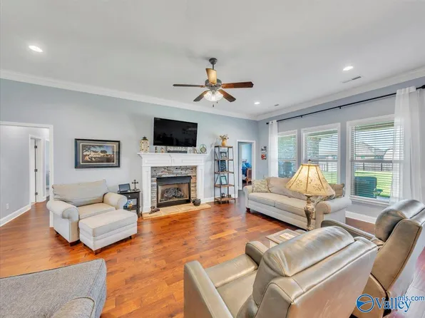 17210 Fieldway Cir, Harvest, AL 35749