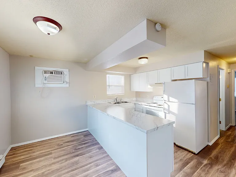 3709 S. Cathy Ave Apartments — Photo 7