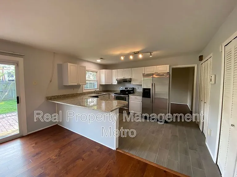 1902 Stonehearth Ct — Photo 6
