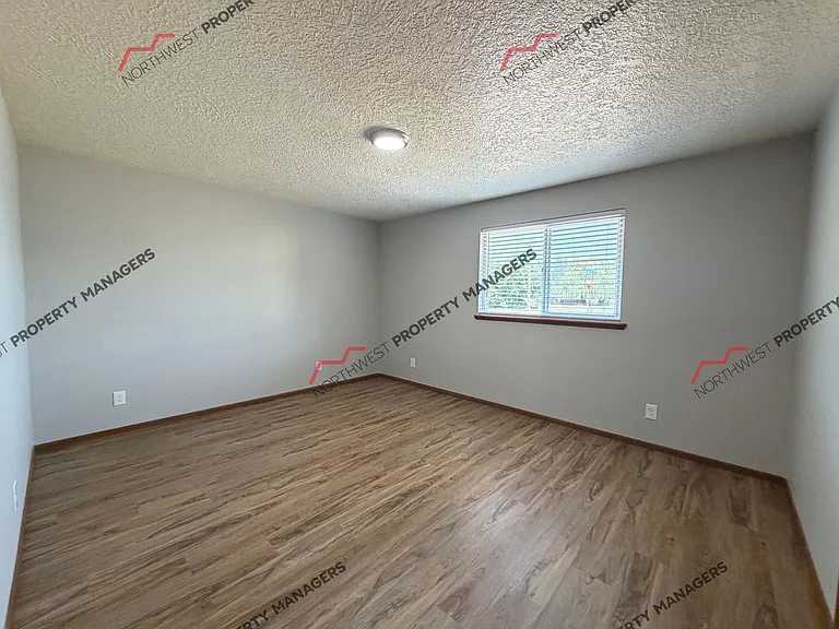 119 & 121 Maple St — Photo 12