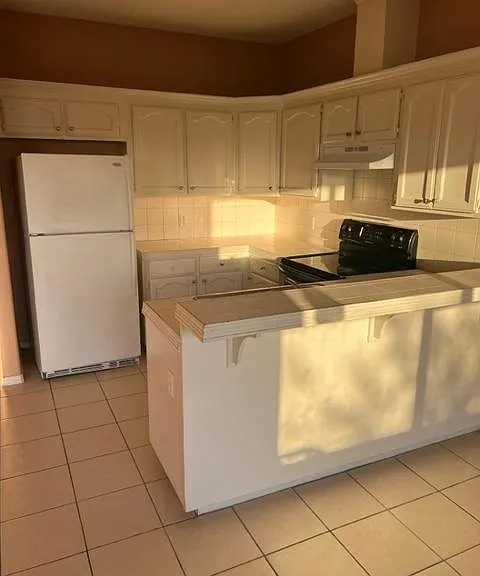 3207 Magdalena St #6 — Photo 1