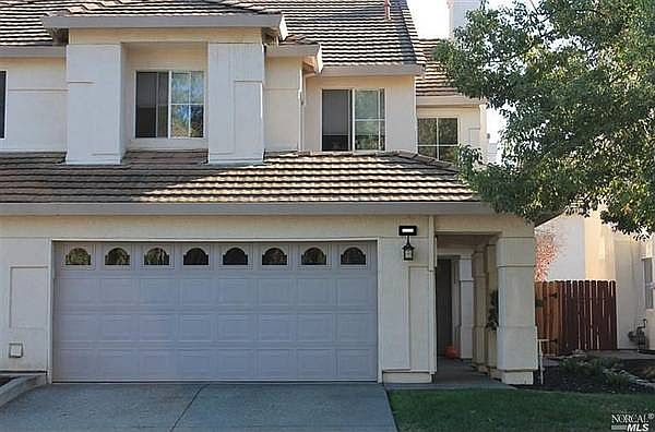 1st image of 812 Syracuse Dr