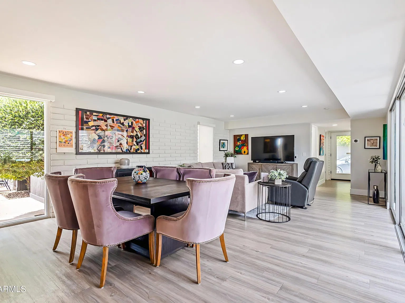 2 bed, 2.0 bath, 1424 sqft, $2,350 — Photo 3