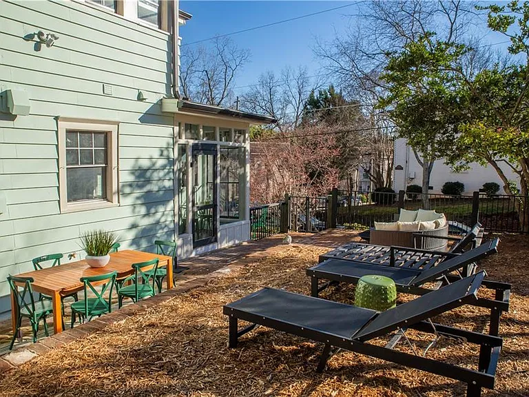 450 N Highland Ave NE #1 — Photo 30