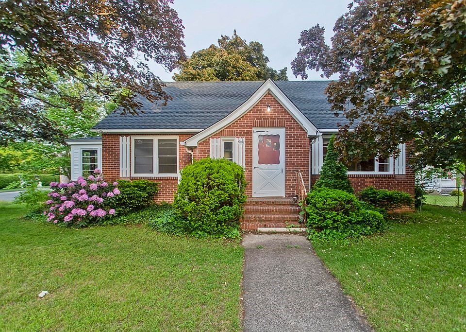 699 Granby Rd, Chicopee, MA 01013 Zillow