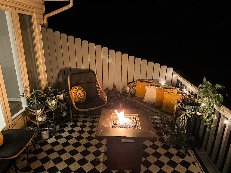 267 Woodcastle Dr — Photo 1