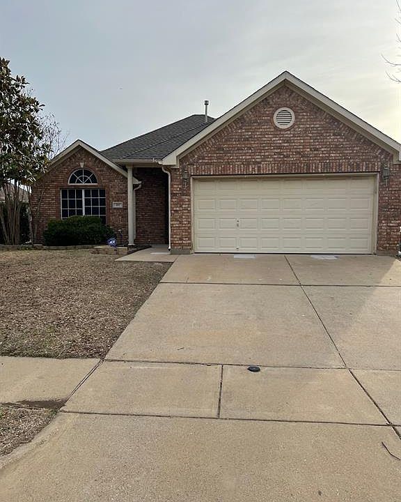 1st image of 207 Glenwood Dr