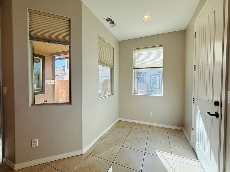 3041 Savella Ave — Photo 16
