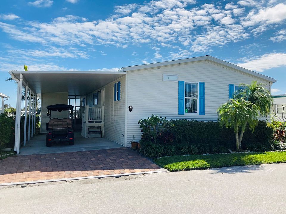 1st image of 7 W Harbor Dr